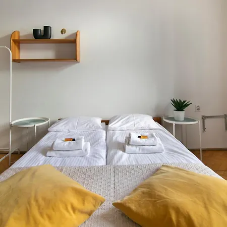Apartment Upscale Apartments - Ac In Rooms, Ensuite Bathrooms, Lift - 8 Mins To Main Square Krakow