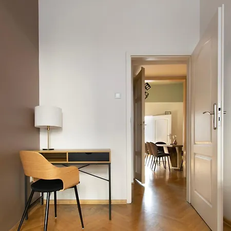 Huge Smolensk Street Apartment Krakow