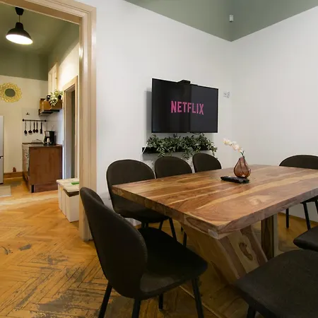 Huge Smolensk Street Apartment *