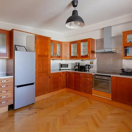 Apartment Huge Smolensk Street *