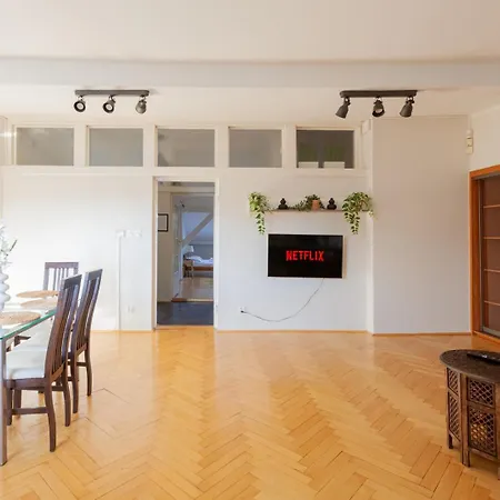 Apartment Upscale Apartments - Ac In Rooms, Ensuite Bathrooms, Lift - 8 Mins To Main Square Krakow