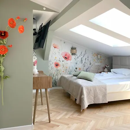Apartment Upscale Apartments - Ac In Rooms, Ensuite Bathrooms, Lift - 8 Mins To Main Square