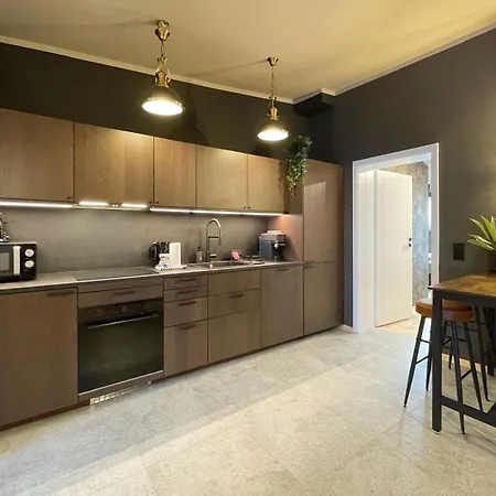 Apartment Upscale Apartments - Ac In Rooms, Ensuite Bathrooms, Lift - 8 Mins To Main Square Krakow