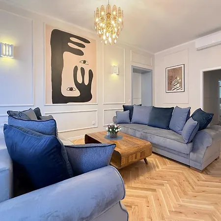 Upscale - Ac In Rooms, Ensuite Bathrooms, Lift - 8 Mins To Main Square Krakow