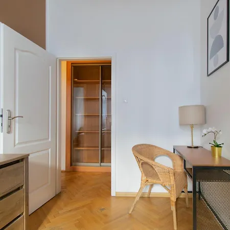 Huge Smolensk Street * Krakow