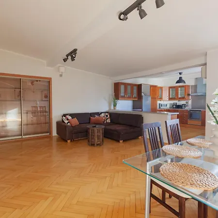 Huge Smolensk Street