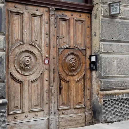 Huge Smolensk Street Apartment *